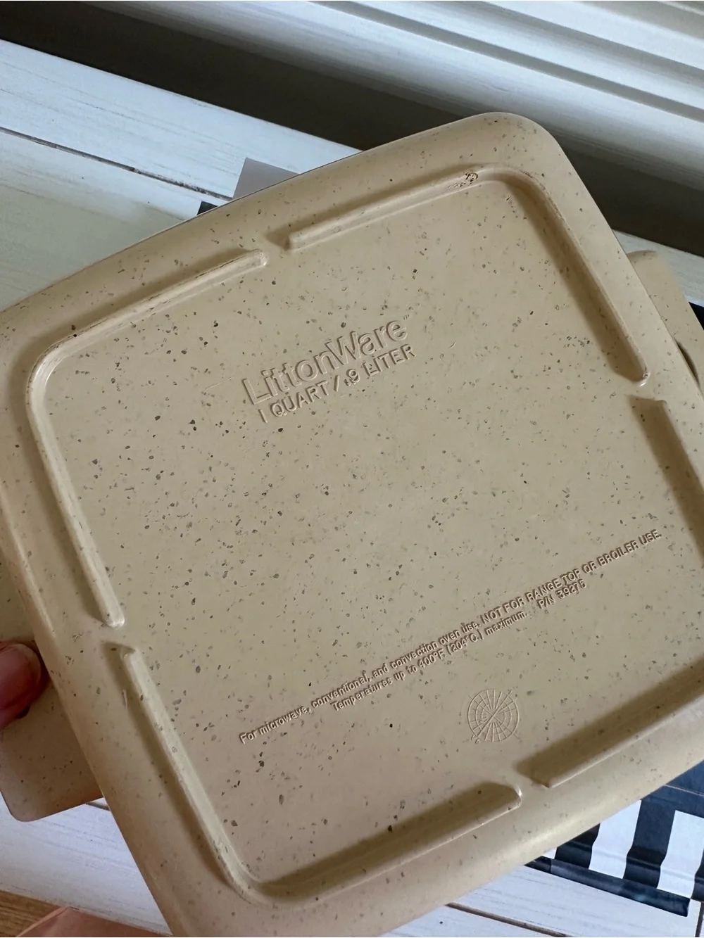 Vintage LittonWare microwave-safe square & round casserole dishes